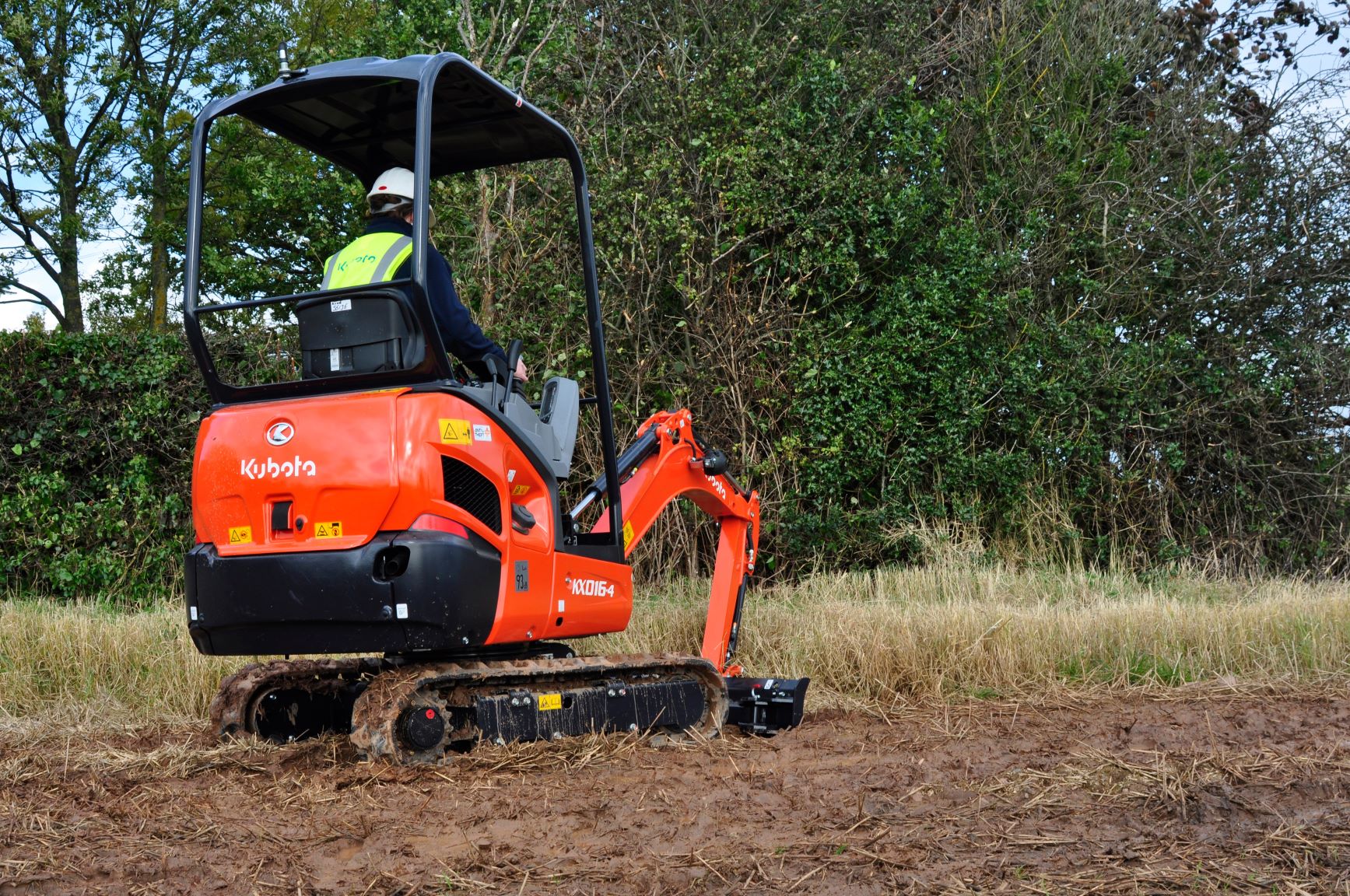 kubota-kx016-excavator-from-rear-working