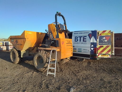 C3 Construction 9 ton dumper and service van