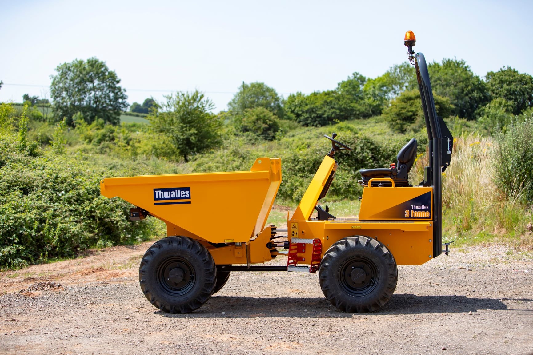 Thwaites 3 tonne front tip dumper