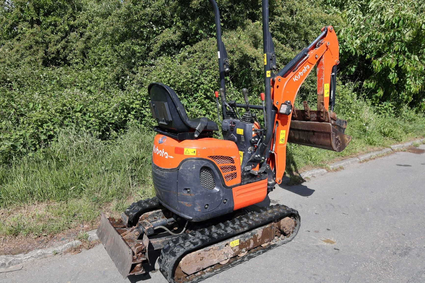 Kubota U10-3 right side rear