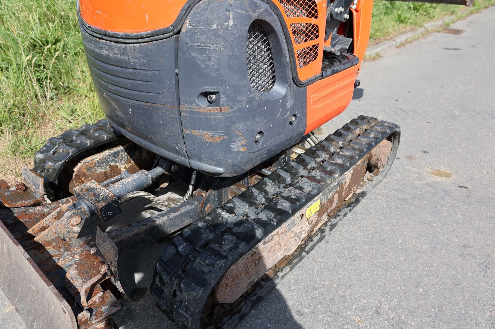 Kubota U10-3 tracks