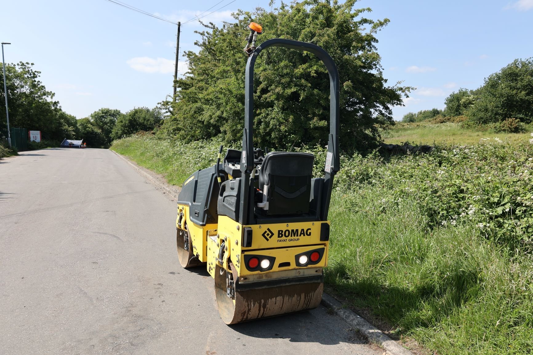 Bomag BW80 roller 101462091164 left rear