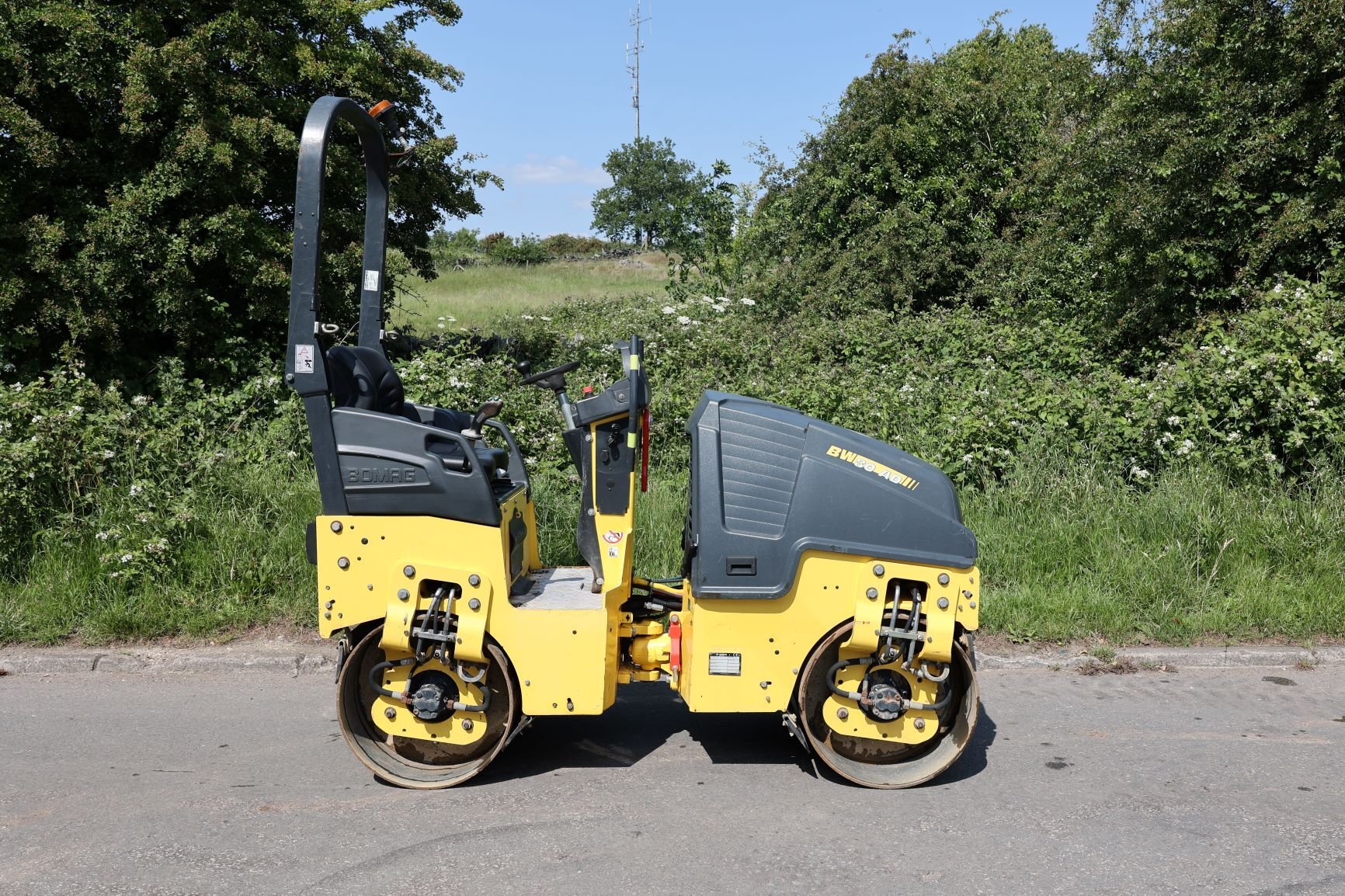 Bomag BW80 roller 101462091164 right side