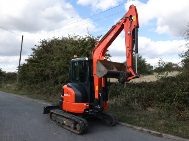 Kubota U36 Excavator 11049318 right front side arm in the air