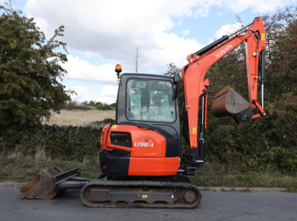 Kubota U36 Excavator 11049318 right side arm in the air