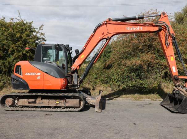 11049320 Kubota KX080-4a right