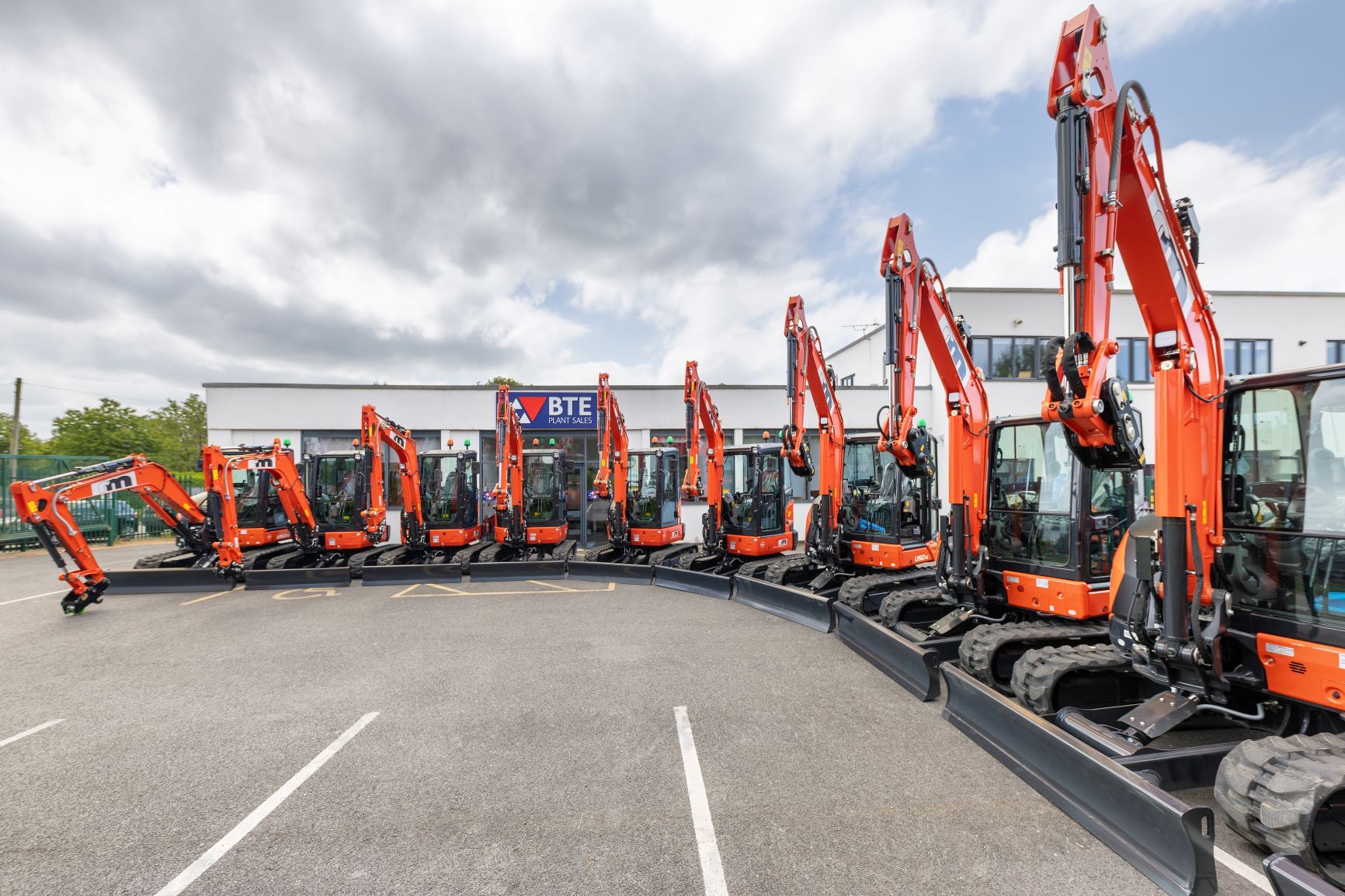 RM Kubota excavators lines up outside of BTE 