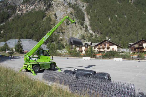 Merlo ROTO40.18 S telehandler