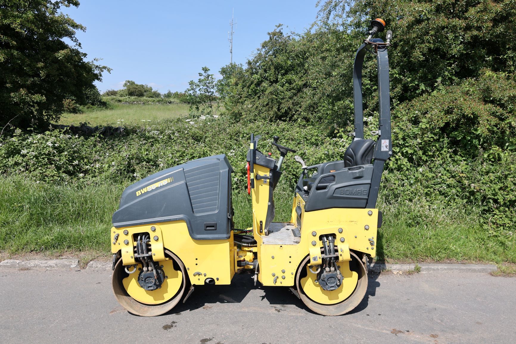 11048808 BOMAG BW80
