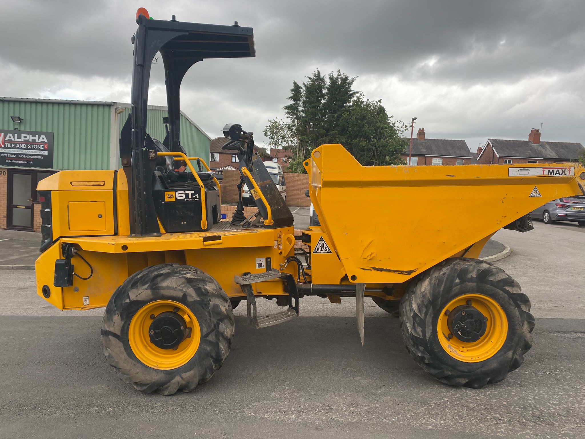 31038336 JCB 6 Tonne Front Tip Dumper