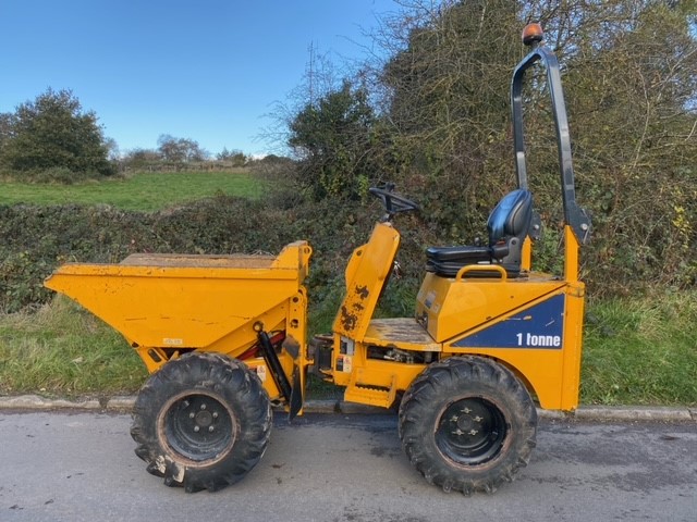 11043953 Thwaites 1 Tonne Hi Tip