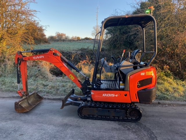 11044007 Kubota KX015-4